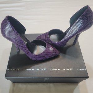 Newbee Purple Snake Steve Madden Pumps size 5.5